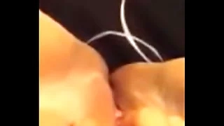 Wife fucks herself for Procreate